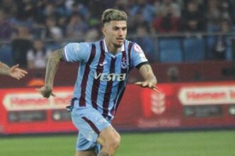 Trabzonspor'da kalacak mı? Berat Özdemir yanıtladı