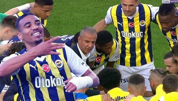 Fenerbahçe'de İsmail Kartal'ın saha içi toplantısının anlamı! 'Keşke Djiku 6 numarada daha fazla oynasaydı...'