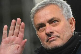 Jose Mourinho doğruladı: Türkiye’den teklifler var