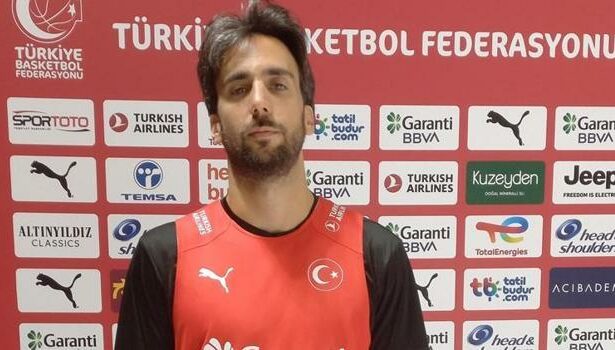 Can Korkmaz'dan Ergin Ataman'a övgü dolu sözler! "Kenarda olması güven veriyor..."