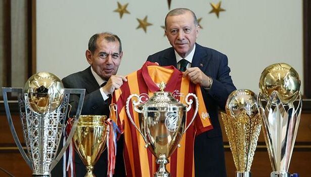 Cumhurbaşkanı Erdoğan, Galatasaray'ı kabul etti