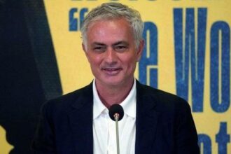 Fenerbahçe transferde acele etmeyecek! Karar Jose Mourinho'da