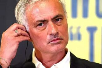 Jose Mourinho, Galatasaray'ın transferini açıkladı