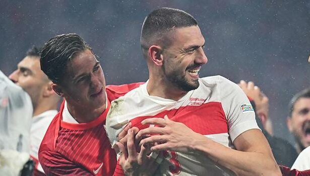 A Milli Takım'da Merih Demiral hem attı hem kurtardı