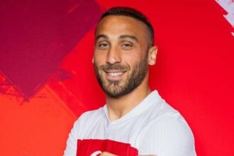 Fenerbahçe, Cenk Tosun'a imza attırıyor! Milli oyuncunun maliyeti belli oldu