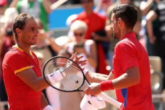 Novak Djokovic, Rafel Nadal'ı geçip 2. tura çıktı