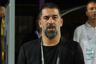 Arda Turan belgeselinin tanıtımında konuştu: Kırmızı kartımla da gurur duyuyorum