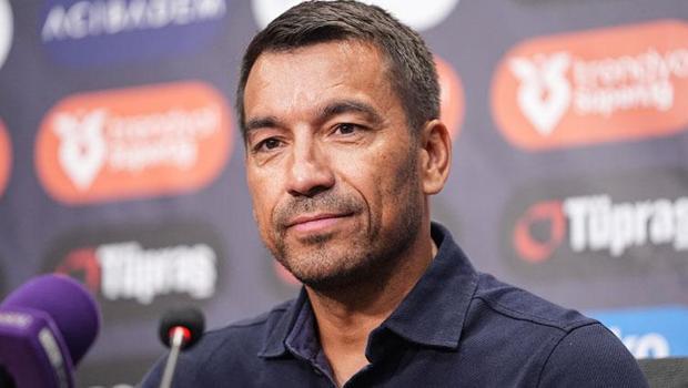 Beşiktaş teknik direktörü van Bronckhorst: Kolay gol yemeyeceğiz