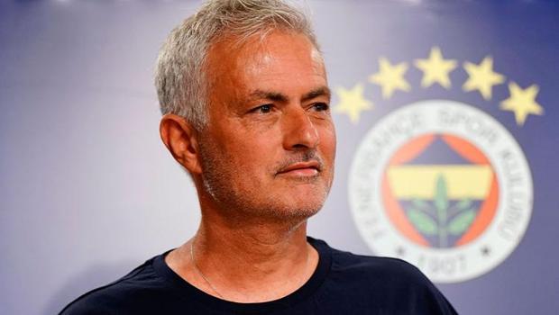 Fenerbahçe, Çaykur Rizespor deplasmanında 3 puan peşinde! Jose Mourinho ilk 11'ini belirledi