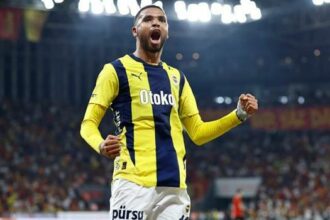 Fenerbahçe'de En-Nesyri Göztepe karşısında siftah yaptı, Jose Mourinho golü görmedi!