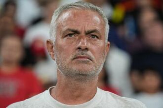 Fenerbahçe'de Jose Mourinho, Göztepe maçı sonrası açıkladı! Soyunma odasına gitme sebebi...