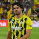 Ferdi Kadıoğlu, 35 milyon euroluk rekora ve Brighton'a imza atmaya gitti! Fenerbahçe'den transfer için resmi açıklama