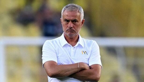 Jose Mourinho: O penaltının sebebini sadece hakem biliyor