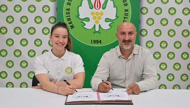 Ayşe Begüm Onbaşı, Manisa Büyükşehir Belediyespor'a geri döndü