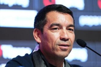 Eksik Beşiktaş, Kayseri’de moral peşinde! İşte Van Bronckhorst'un kadro tercihi