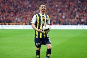 Fenerbahçe'de Mert Hakan Yandaş'a Galatasaray derbisi sonrası uyarı!