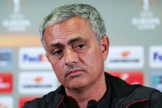 Fenerbahçe'de Mourinho'nun en kritik maçı! İşte Portekizli teknik adam ve Alex'in 11'leri