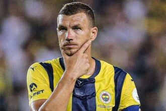 Fenerbahçe'nin golcüsü Edin Dzeko yıllara meydan okuyor!