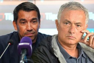 Fenerbahçe ve Beşiktaş'la Avrupa’da çifte zafer arıyoruz! Mourinho ve Van Bronckhorst''un 11'leri netleşti