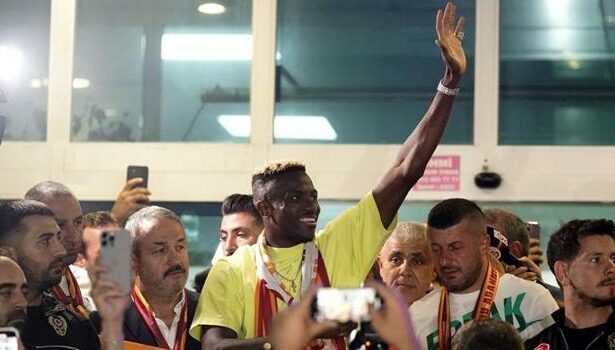 Galatasaray'dan 100 milyon Euro'luk transfer, Victor Osimhen KAP'a bildirildi! İşte anlaşmanın detayları