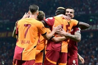 Galatasaray taçtan 3. golünü attı