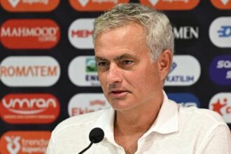 Jose Mourinho: Dzeko'nun attığı gol temizdi