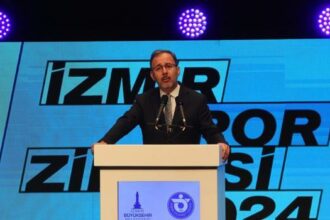 AK Partili Mehmet Kasapoğlu: “İzmir'in spor kulüpleri Türk sporunun marka değerini büyütüyor”