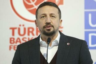 Basketbolda Hidayet Türkoğlu ile devam