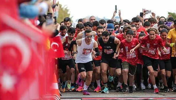 Eker I Run’da çifte rekor