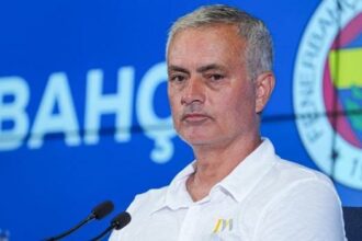 Fenerbahçe, Samsunspor'a konuk oluyor! Mourinho'nun 11'i netleşti