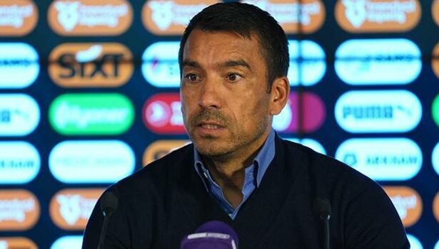 Giovanni van Bronckhorst: Neden 9-10 kişi kalmadılar anlayamıyorum