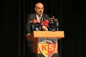 Kayserispor borçları kapattı! 3 puanı silinmeyecek...
