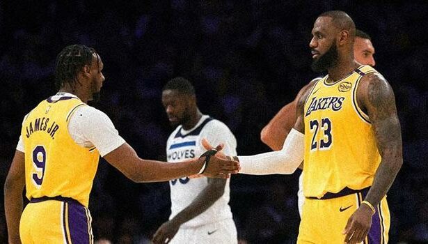 NBA tarihinde bir ilk! LeBron ve oğlu Bronny aynı anda parkeye çıktı...