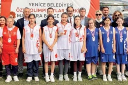 Özel sporcular Yenice’de hep birlikte yarıştılar