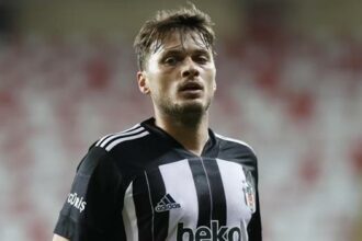 Adem Ljajic basketbolcu oluyor