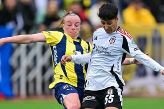 Beşiktaş, lider Fenerbahçe'yi yıktı