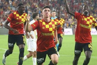 Göztepe'nin genç stoperi Taha Altıkardeş'e Bundesliga kancası!