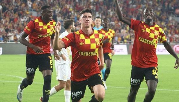 Göztepe'nin genç stoperi Taha Altıkardeş'e Bundesliga kancası!