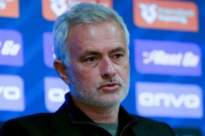 Mourinho'dan Galatasaray'a Eyüpspor göndermesi: 3’ü de cezalı duruma düştü