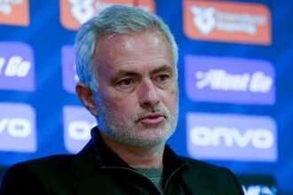 Mourinho: Gülünecek bir durumdayız