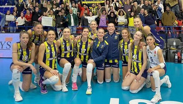 Stysiak yıldızlaştı, Fenerbahçe kazandı