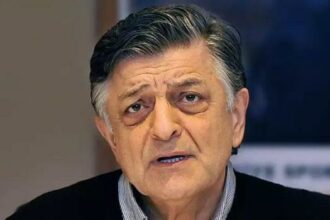 Yılmaz Vural: 'Roma'dan rica ediyorum, Montella'yı hemen alın götürün'