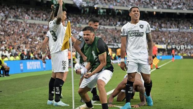 Copa Libertadores, Botafogo'nun! 2. dakikada 10 kişi kalıp kupaya uzandılar