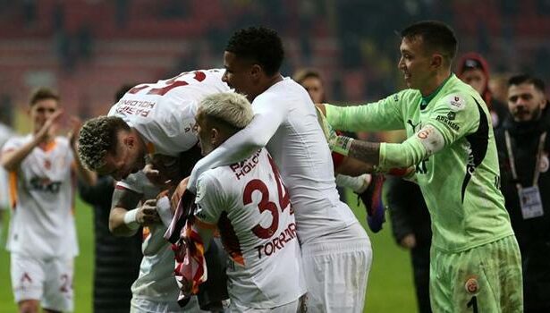 Galatasaray Kayseri'de 3 sezonluk hasrete son verdi!