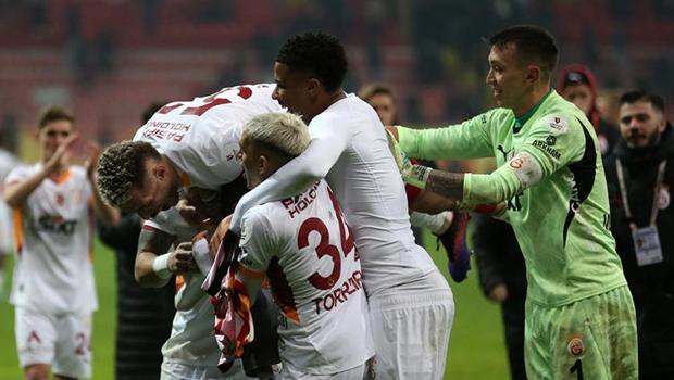 Galatasaray Kayseri'de 3 sezonluk hasrete son verdi!