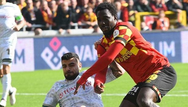 Göztepe'de Datro Fofana şoku! İlk yarıyı kapattı...