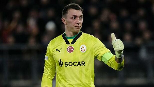 Muslera için flaş transfer iddiası! Dev takımın radarına girdi...