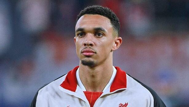 4. Lig kulübü Trent Alexander-Arnold'u reddetti! Olay paylaşım: 'Hayır, iyiyiz'