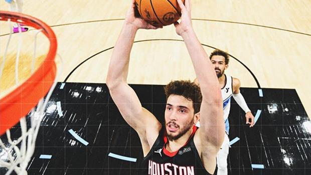 Alperen Şengün, NBA'de 4 bin sayı barajını geçti