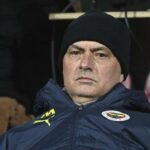 Cezalı Mourinho yine tribündeydi